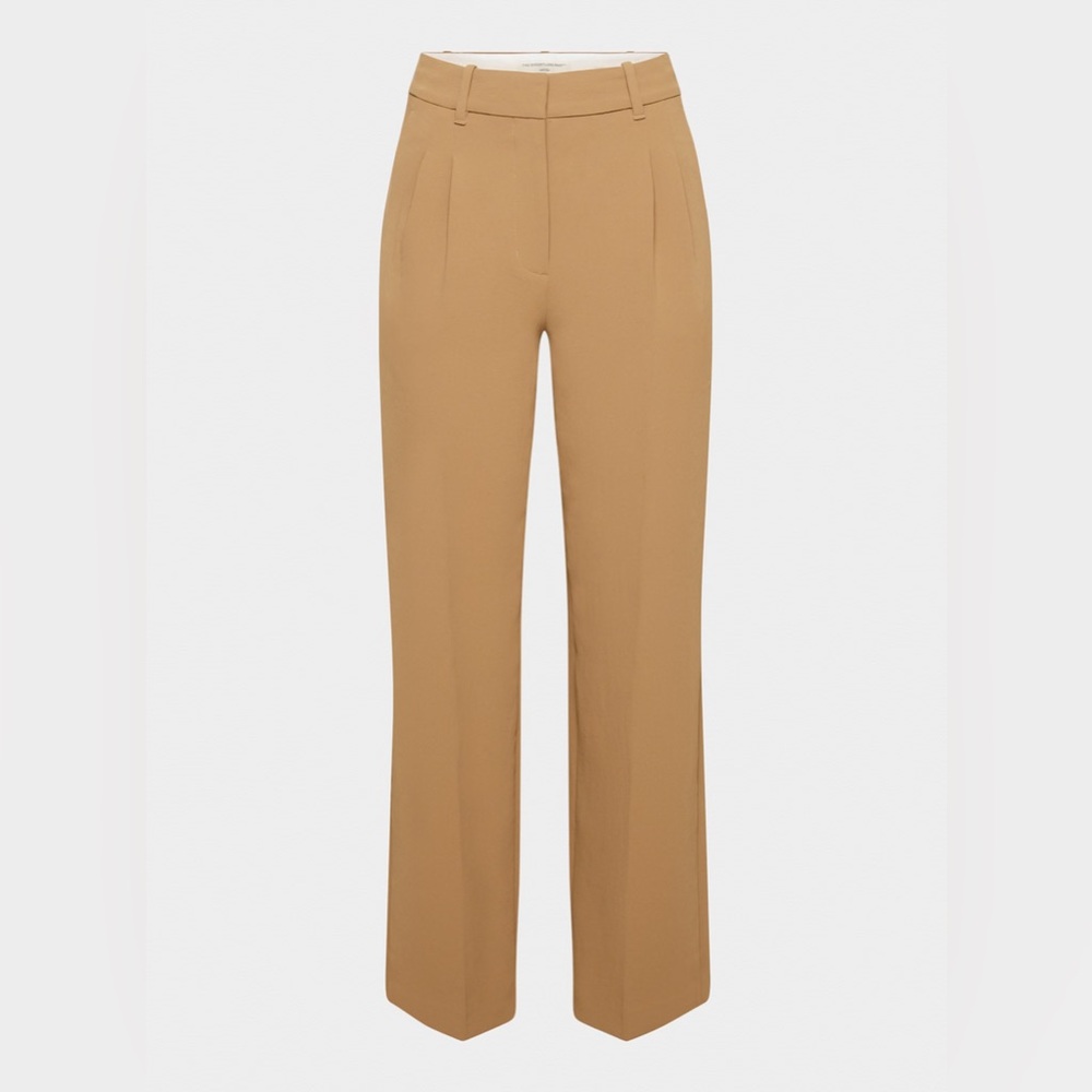 Aritzia Effortless Pant